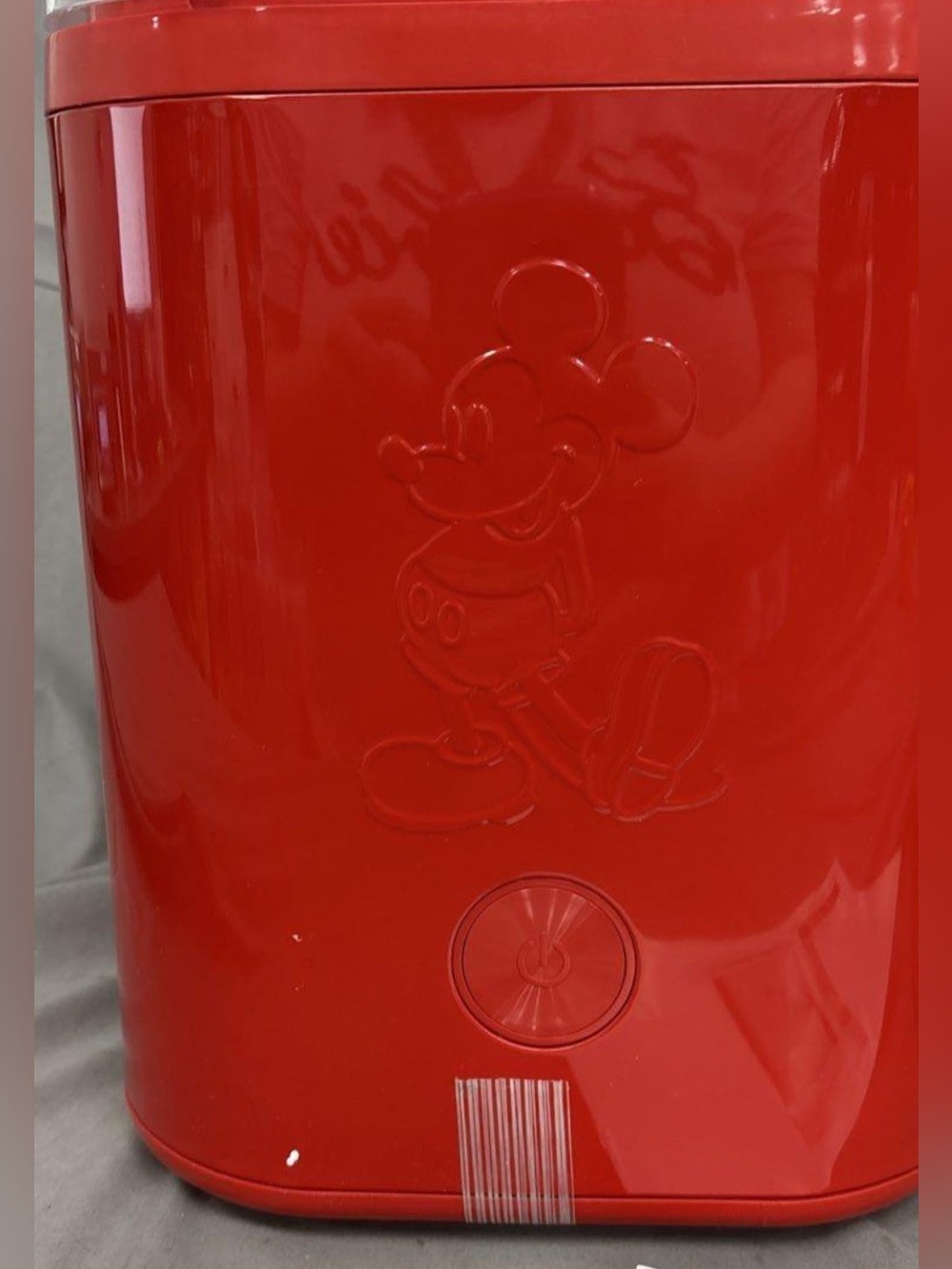 Disney Mickey Mouse Red 2 Quart Ice Cream Maker - Picture 3 of 5